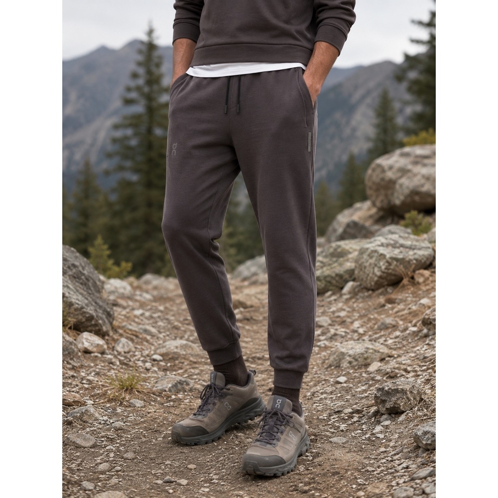 On Cloud Running Focus Tech Sweatpants Mens M Pebble Brown Joggers Swiss